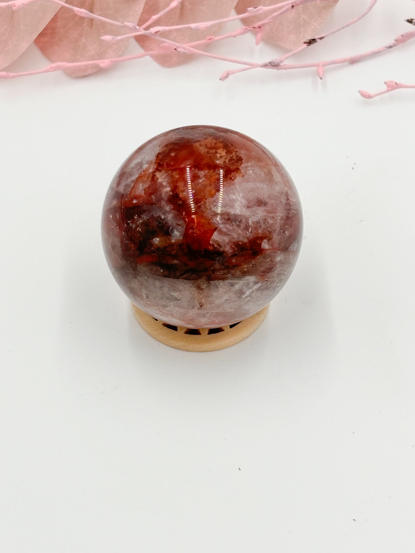 Fire quartz ball with rainbow effect & fascinating patterns | Healing stone, decoration and energy work