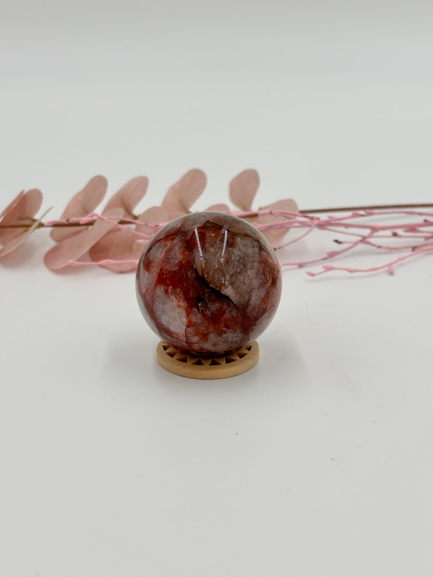 Fire quartz ball with rainbow effect & fascinating patterns | Healing stone, decoration and energy work