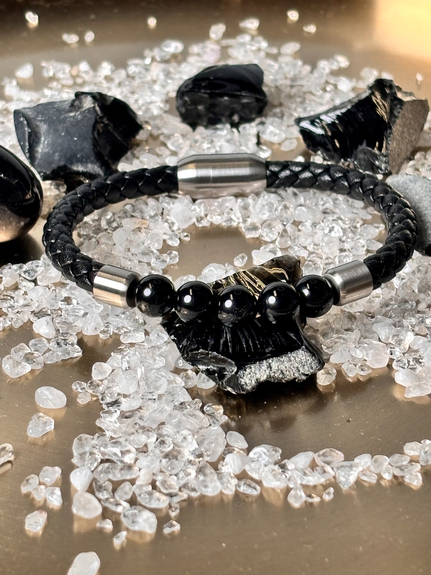 Unisex Lederarmband mit silbernen Edelstahlelementen – 8 mm