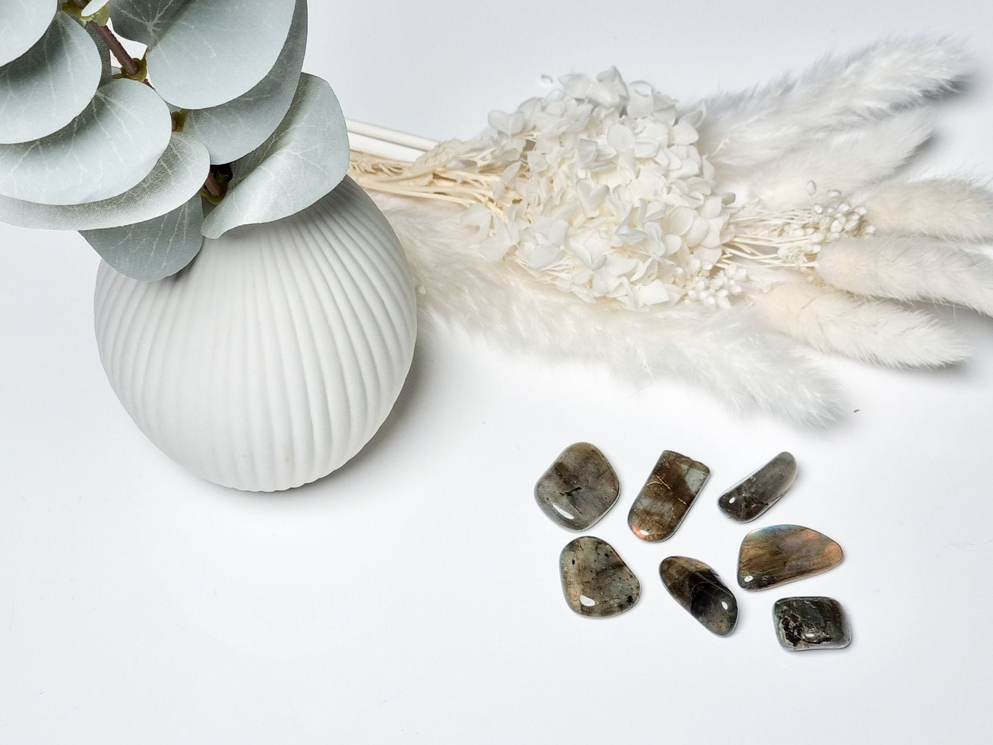 Labradorite tumbled stone
