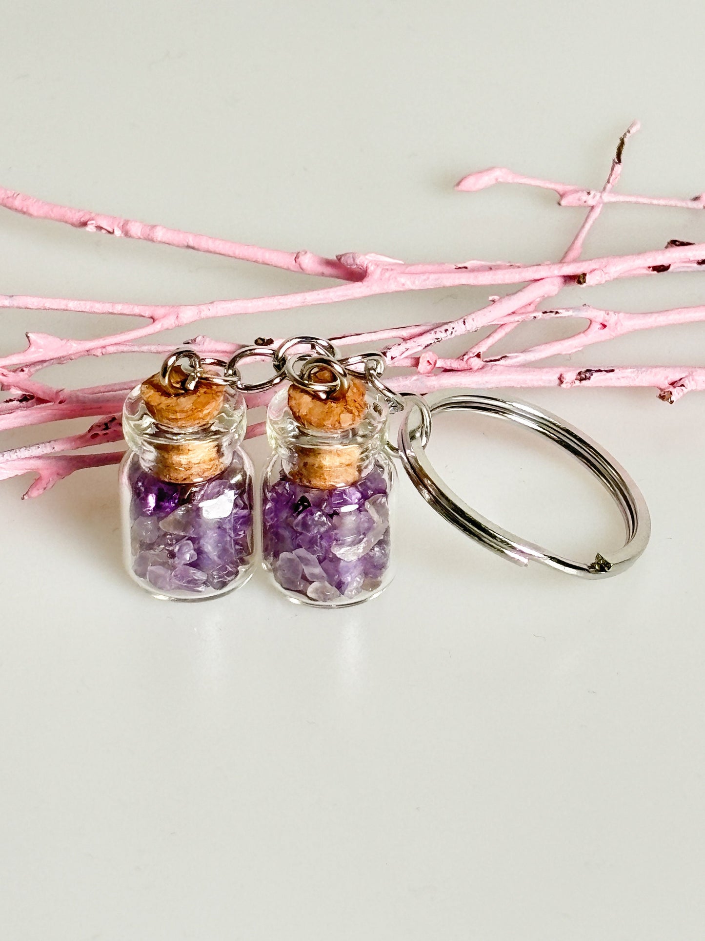 Schlüsselanhänger mit Amethyst Splitter in kleinen Gläschen| Wishbottel| Edelstein| Heilstein