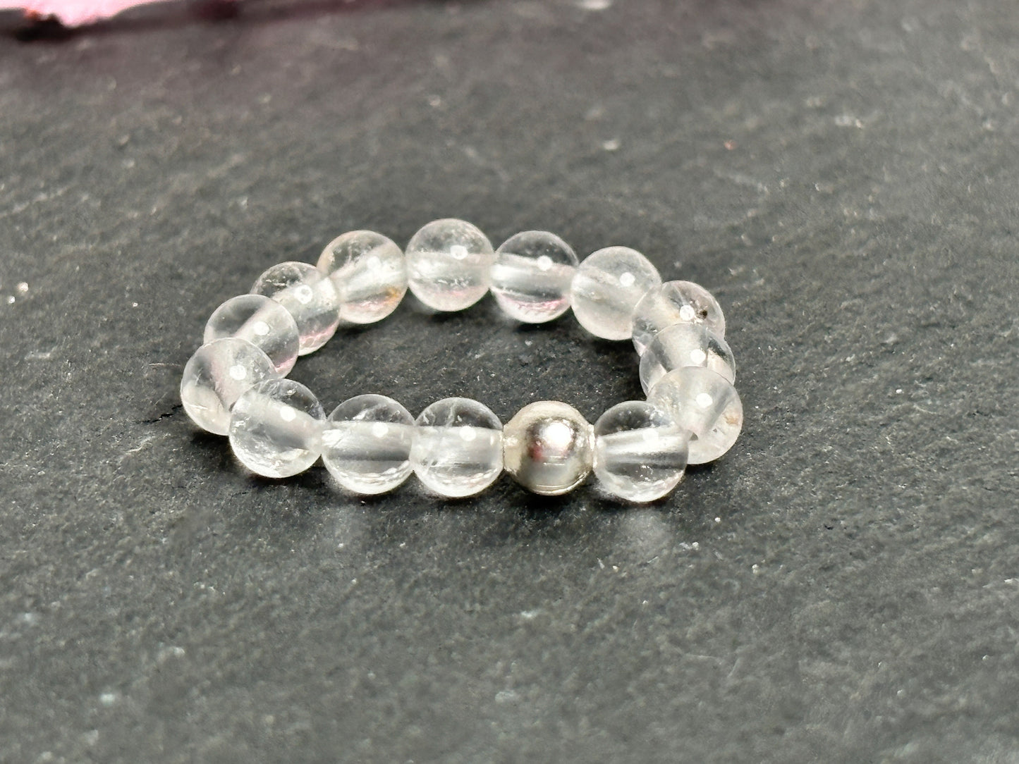 Elastic ring with 3mm rock crystal beads - natural elegance on your finger