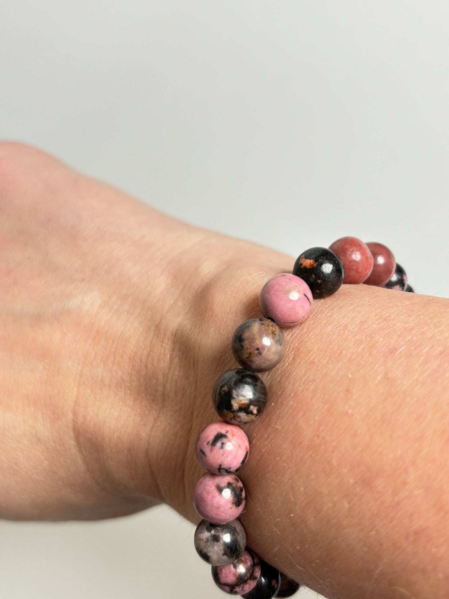 Rhodonite bracelet elastic|healing|heart chakra| 8mm beads| healing stone| gemstone| pink | black