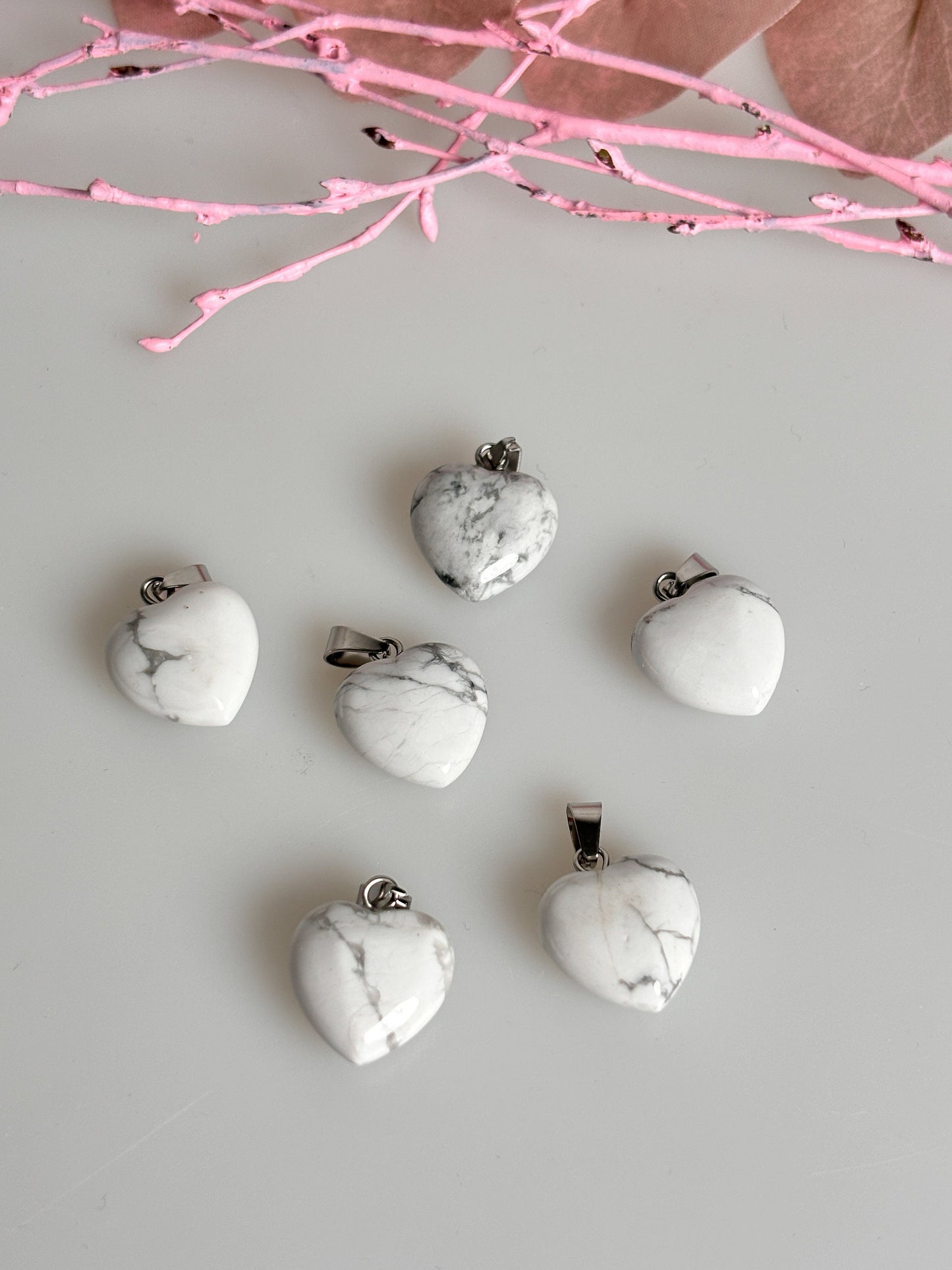 Beautiful howlite heart pendant with silver eyelet - 1.5x1.5cm
