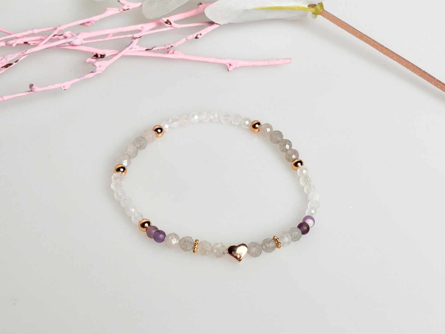 Delicate bracelet with rose quartz, labradorite, moonstone and amethyst