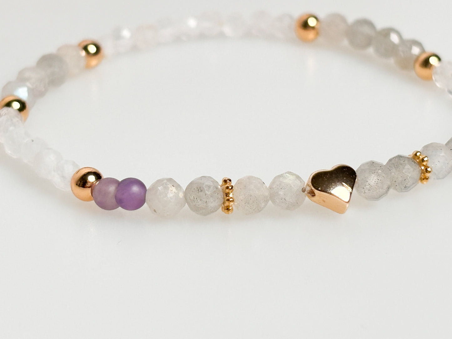 Delicate bracelet with rose quartz, labradorite, moonstone and amethyst
