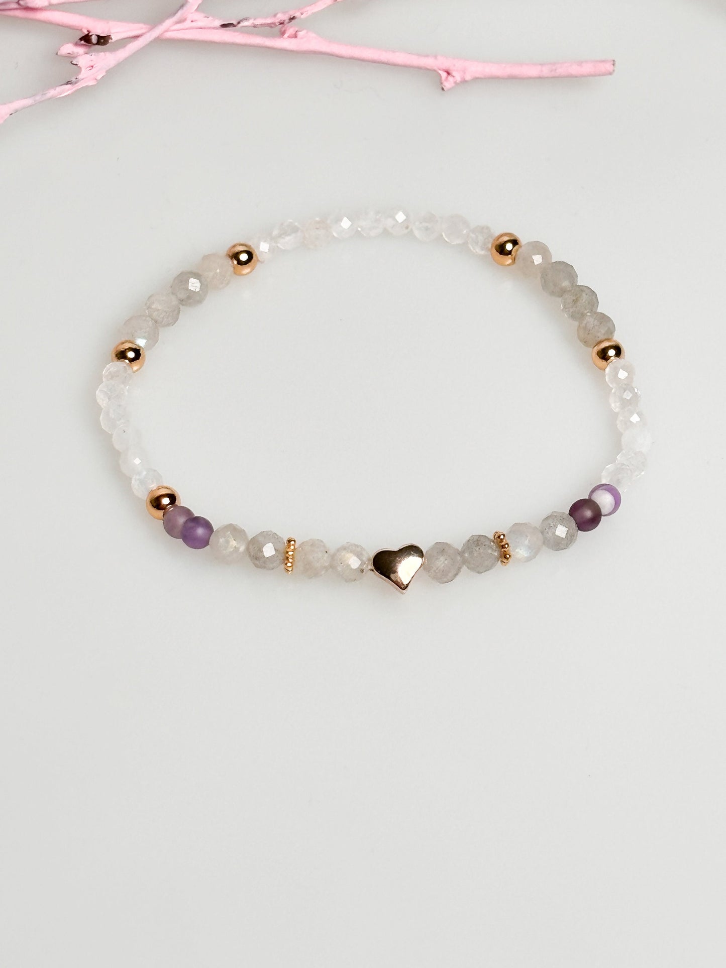 Delicate bracelet with rose quartz, labradorite, moonstone and amethyst