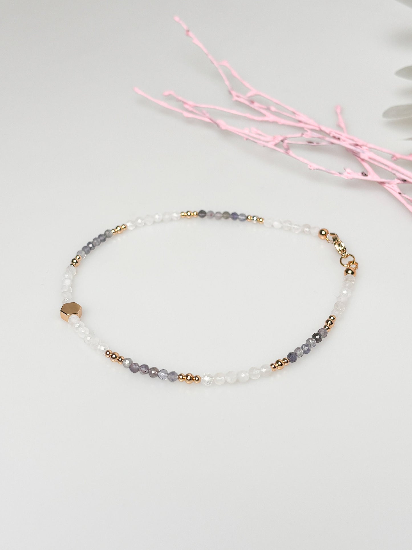 Anklet with moonstone and kyanite beads 3mm, gold clasp length 25 cm with extension chain 5cm
