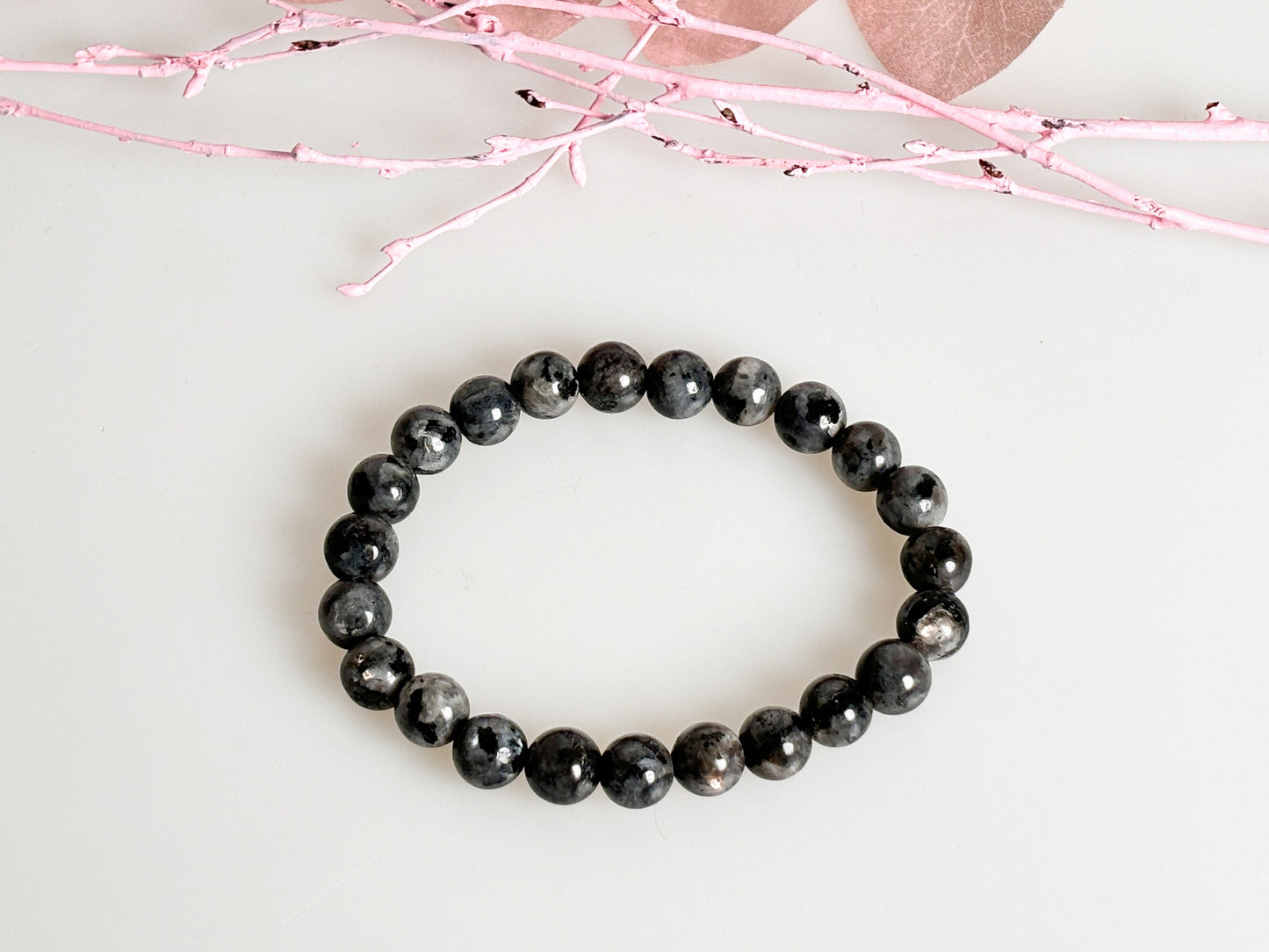 Naturally shimmering: Elastic Larvikite pearl bracelet, 8mm pearls, length approx. 17.5cm