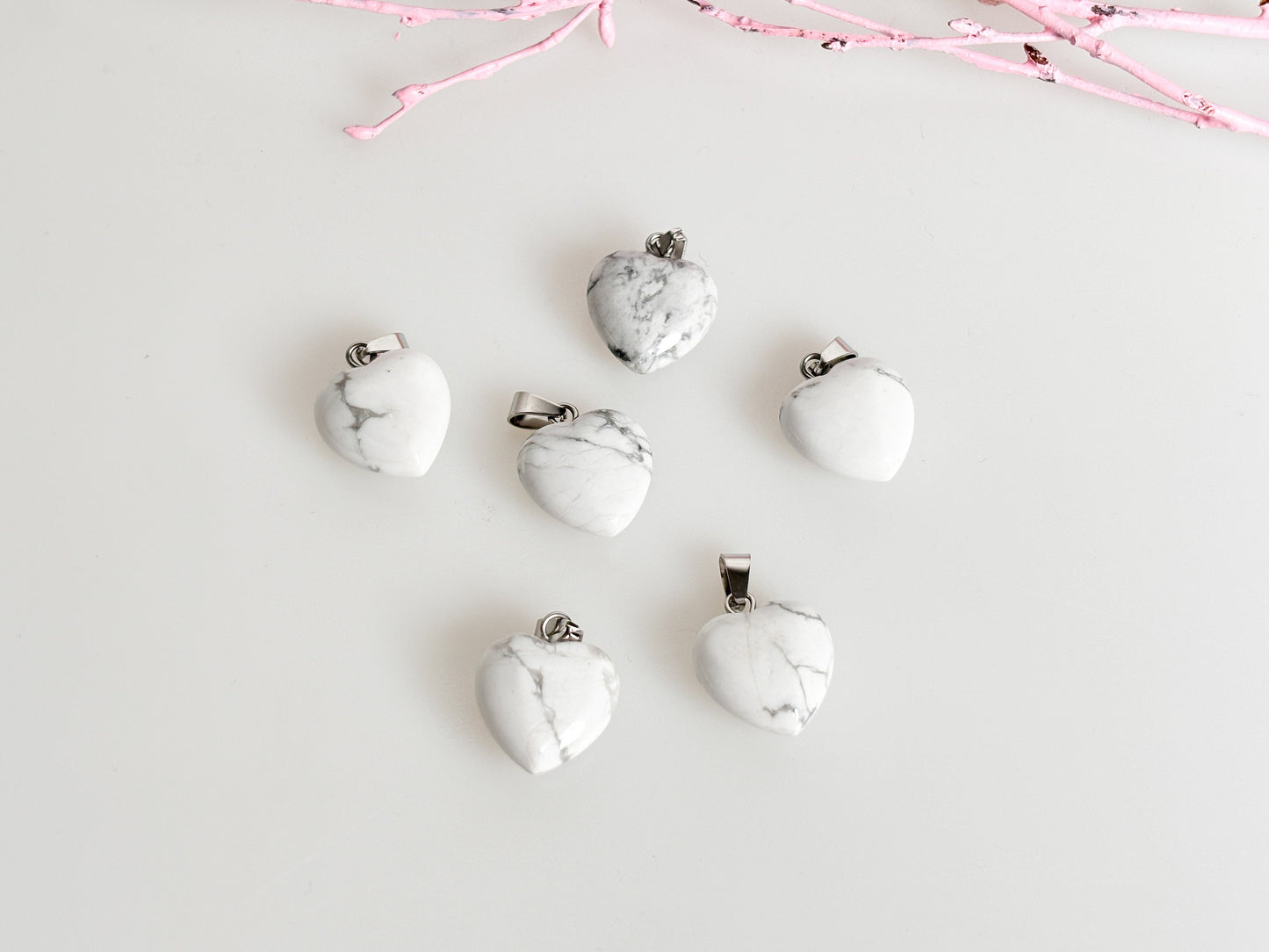 Beautiful howlite heart pendant with silver eyelet - 1.5x1.5cm