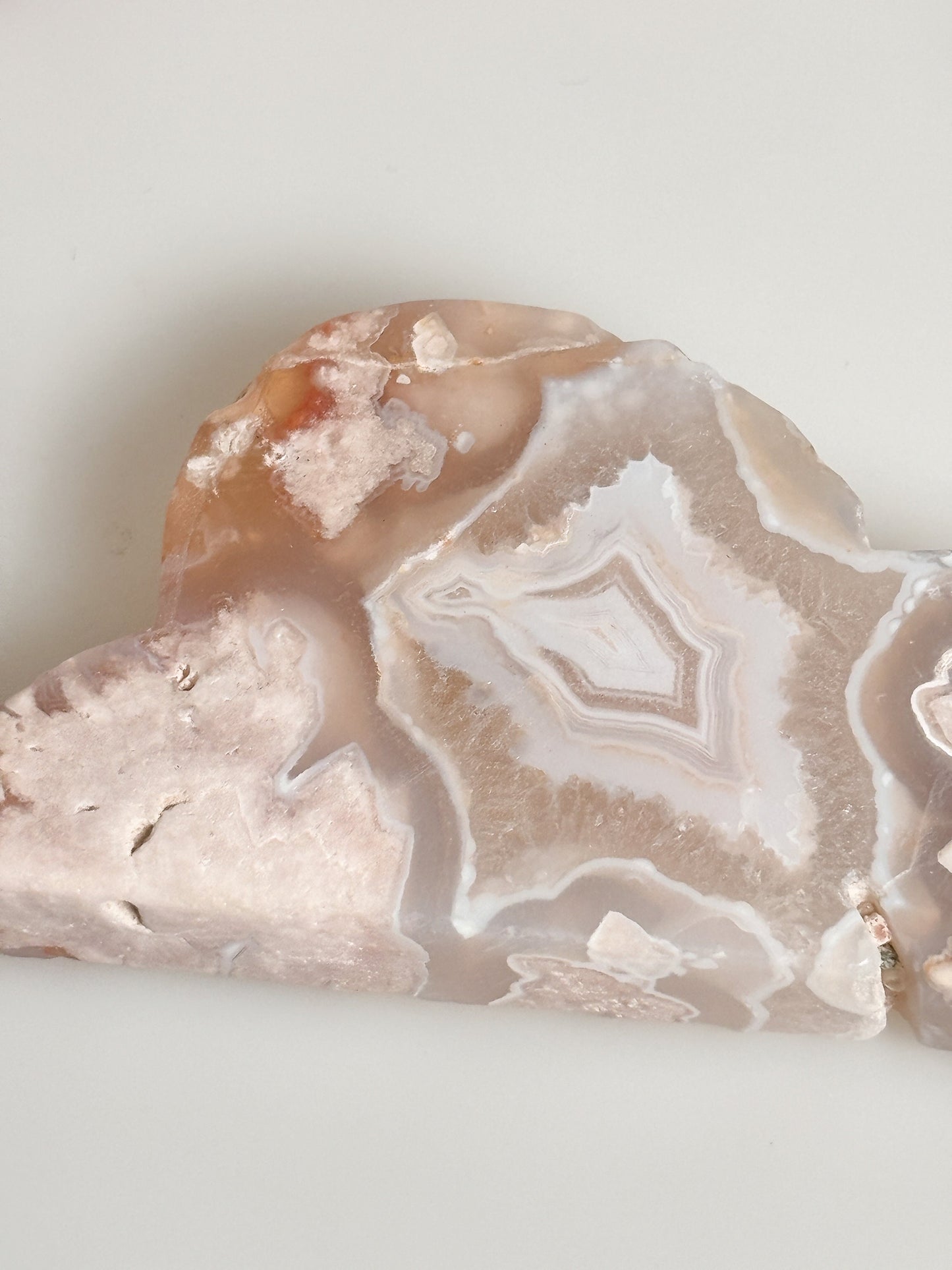 Flower Agate Cloud Decoration - Natural Stone Decoration for Home and Office approx. 11.5x4.7x1.4cm