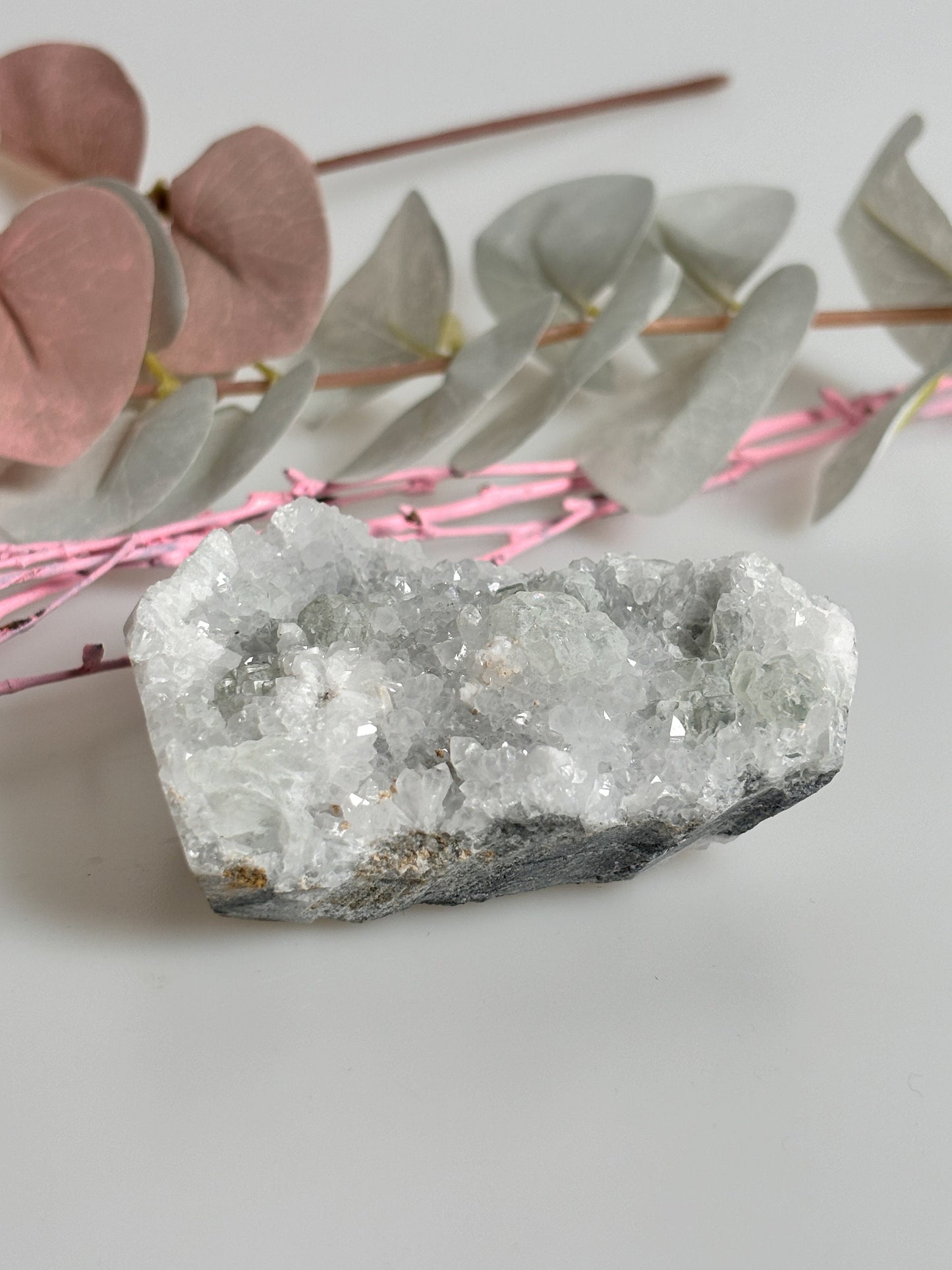 Light Fluorite Stone 7.6x4.5x1.3 cm 84g - Natural Crystal for Collectors