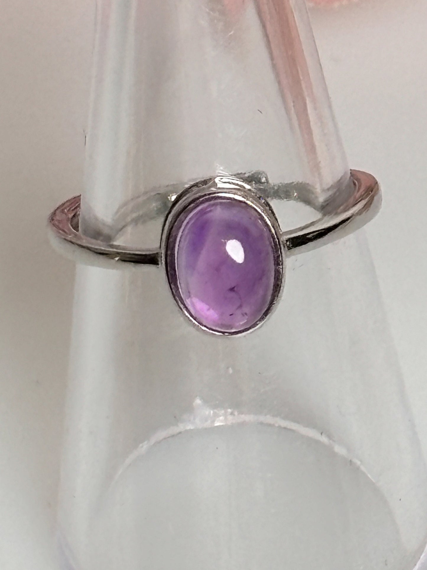 Adjustable silver ring 925 with oval amethyst stone, jewelry with impact, elegant gemstone ring
