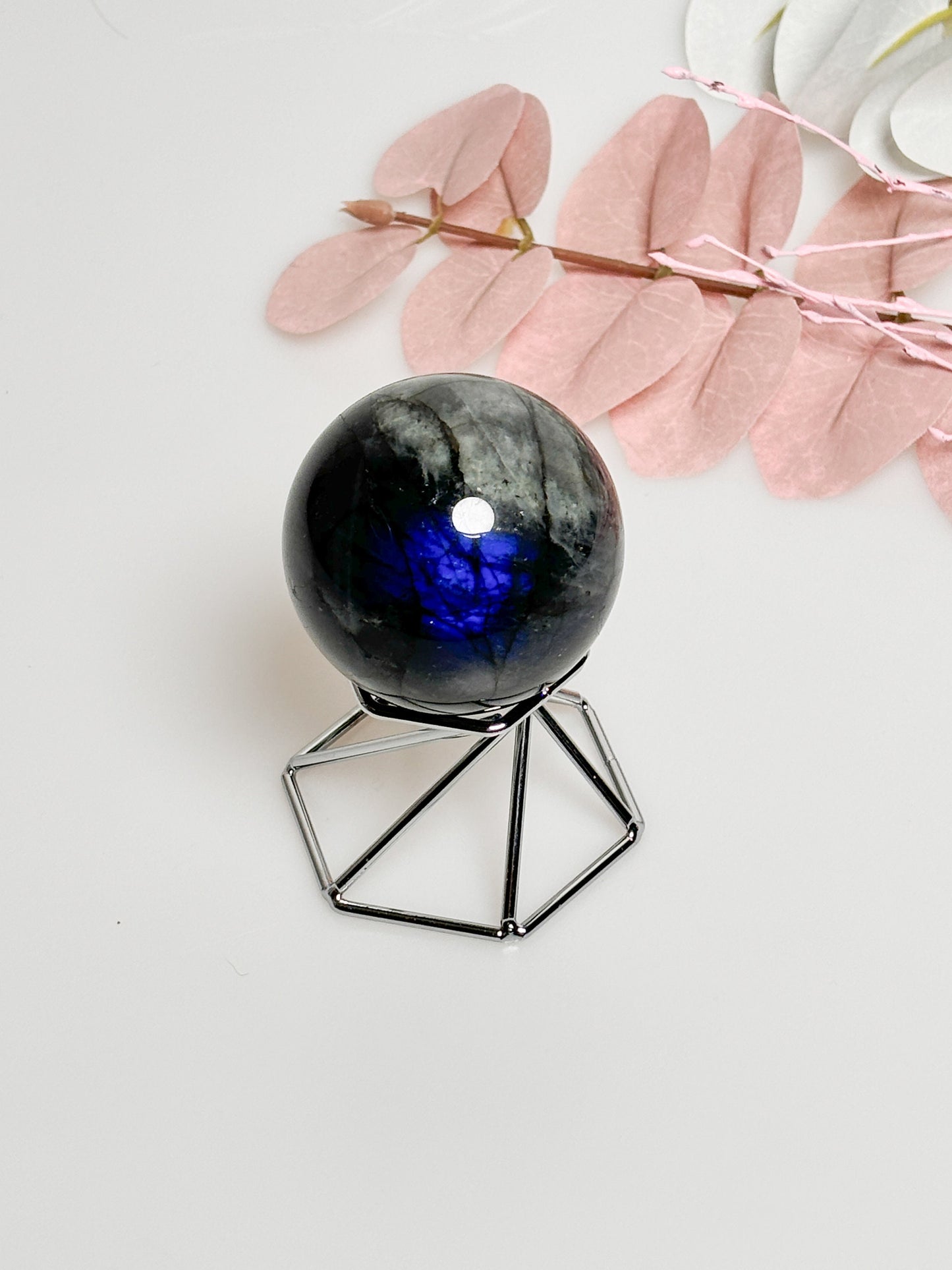 Labradorite balls with great flash 5-6cm large - Beautiful gemstone decoration and collector's items|blue flash| rainbows