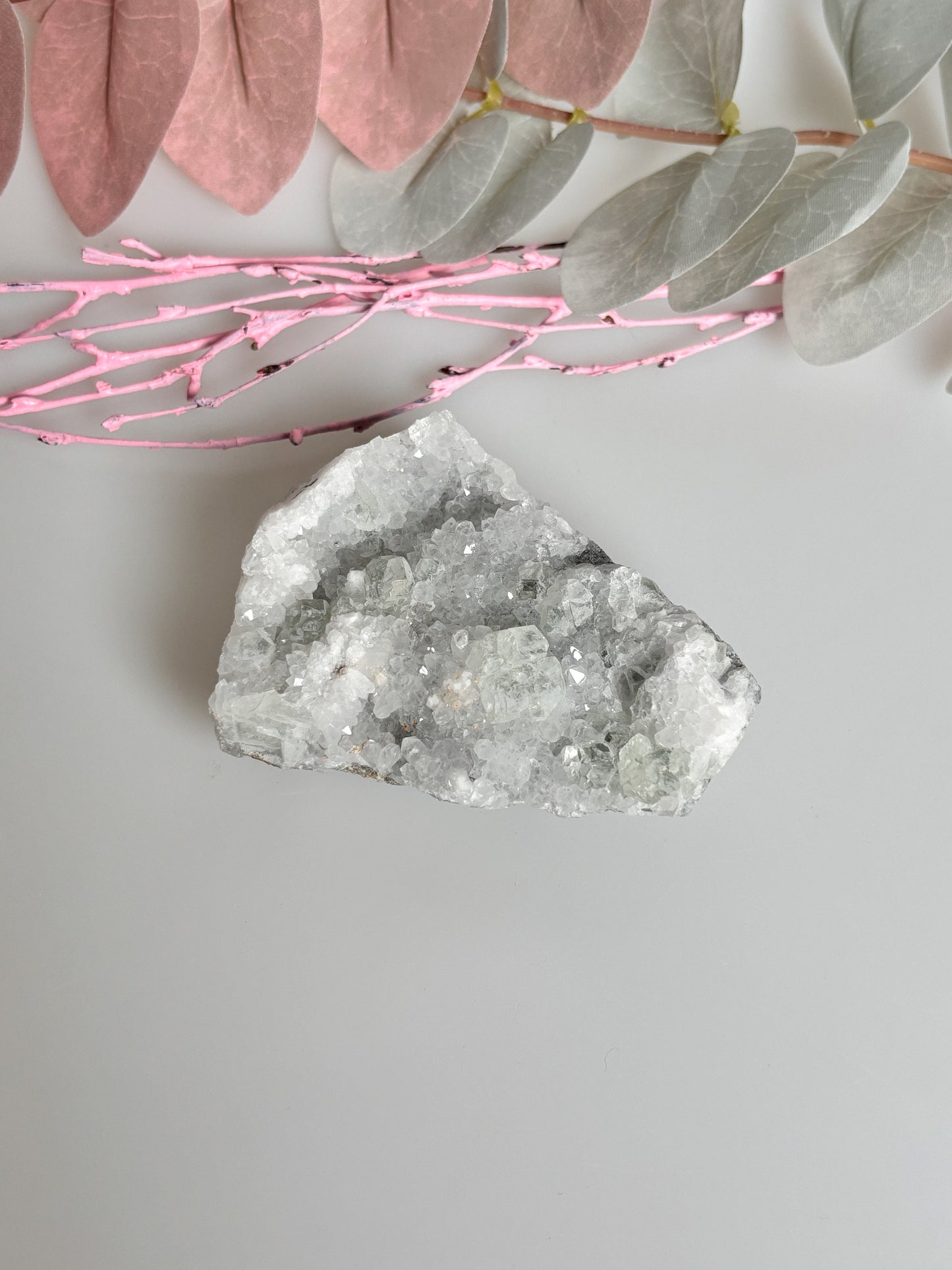 Light Fluorite Stone 7.6x4.5x1.3 cm 84g - Natural Crystal for Collectors