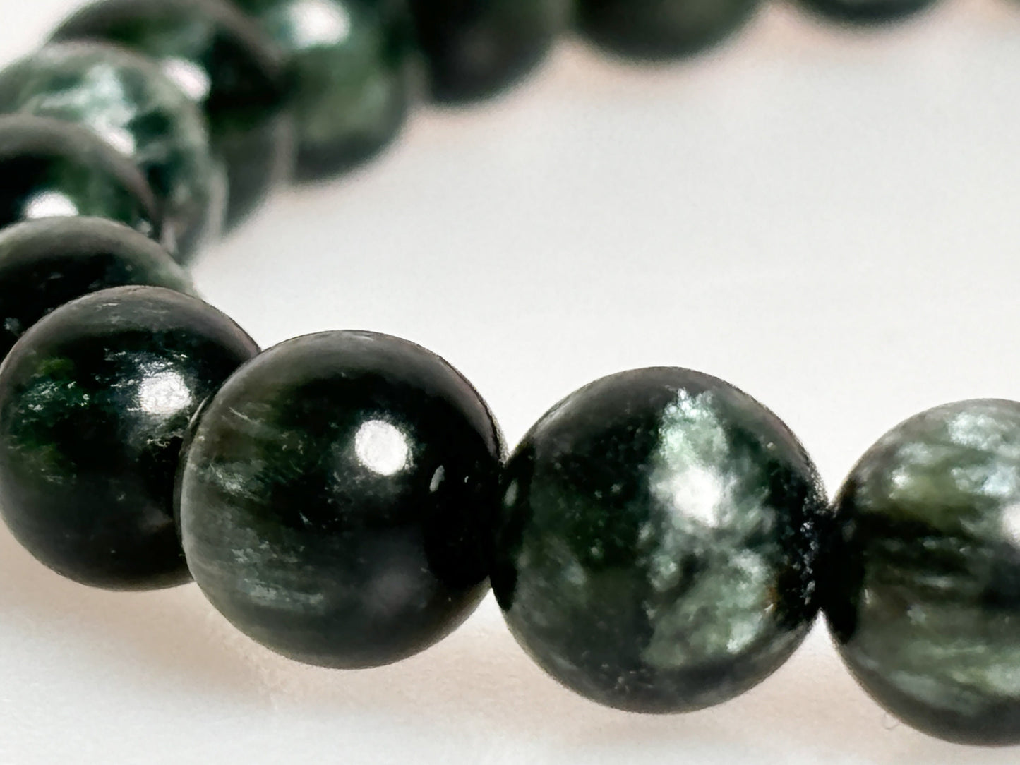 Premium Seraphinite bracelet, elastic, 6mm beads, spiritual energy, high quality gemstones, unique