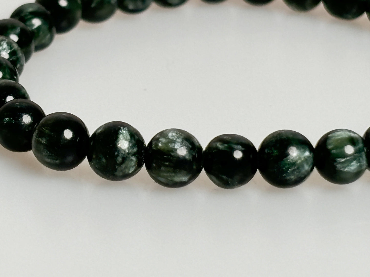 Premium Seraphinite bracelet, elastic, 6mm beads, spiritual energy, high quality gemstones, unique