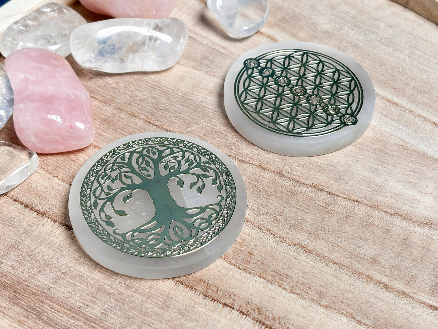 Selenite plates 8cm - Tree of Life & Flower of Life | Charge crystals | Decorative and spiritual | Etsy