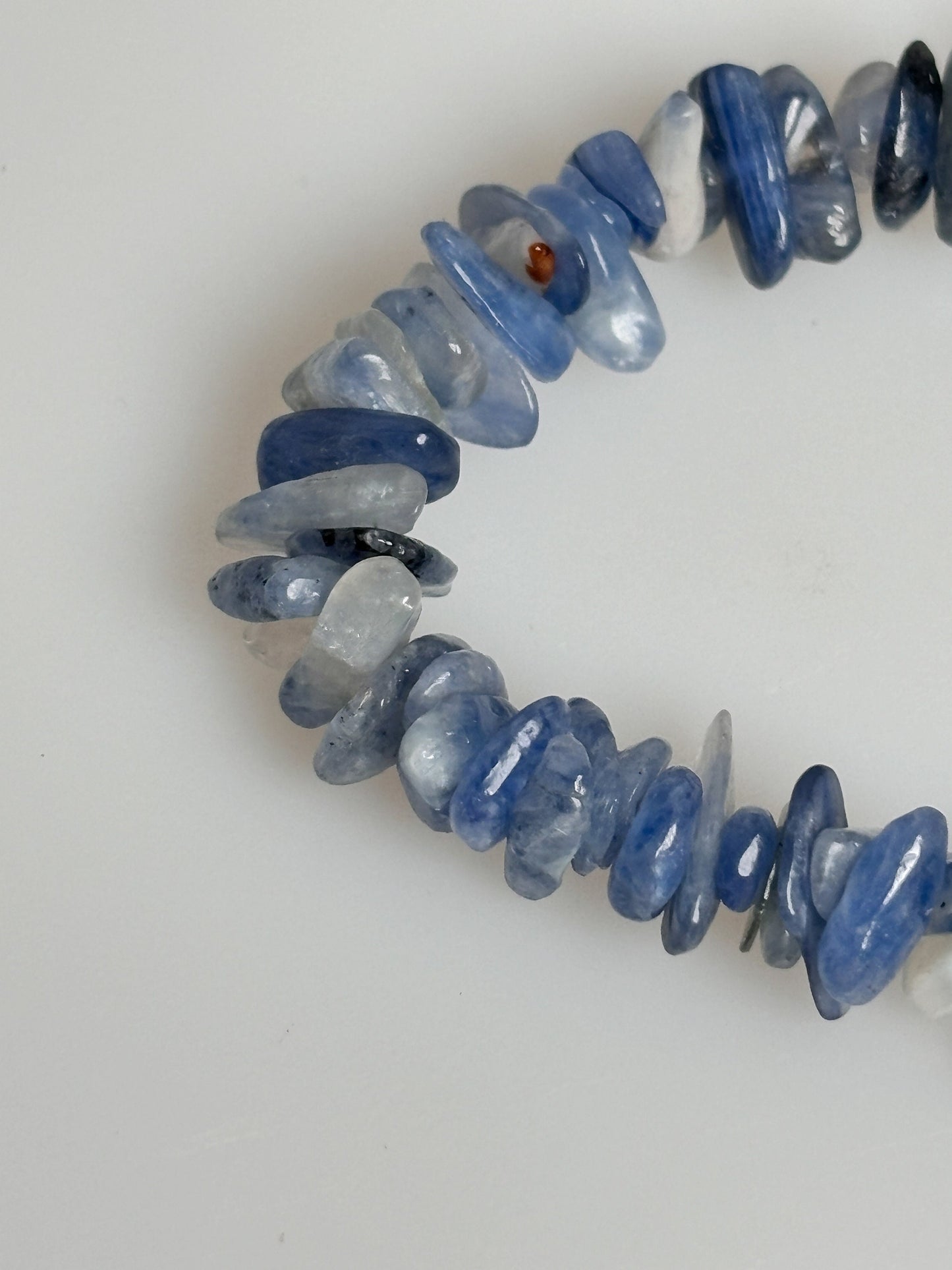 Elastic Kyanite Chip Bracelet – Boho Summer Bracelet for Stylish Accents