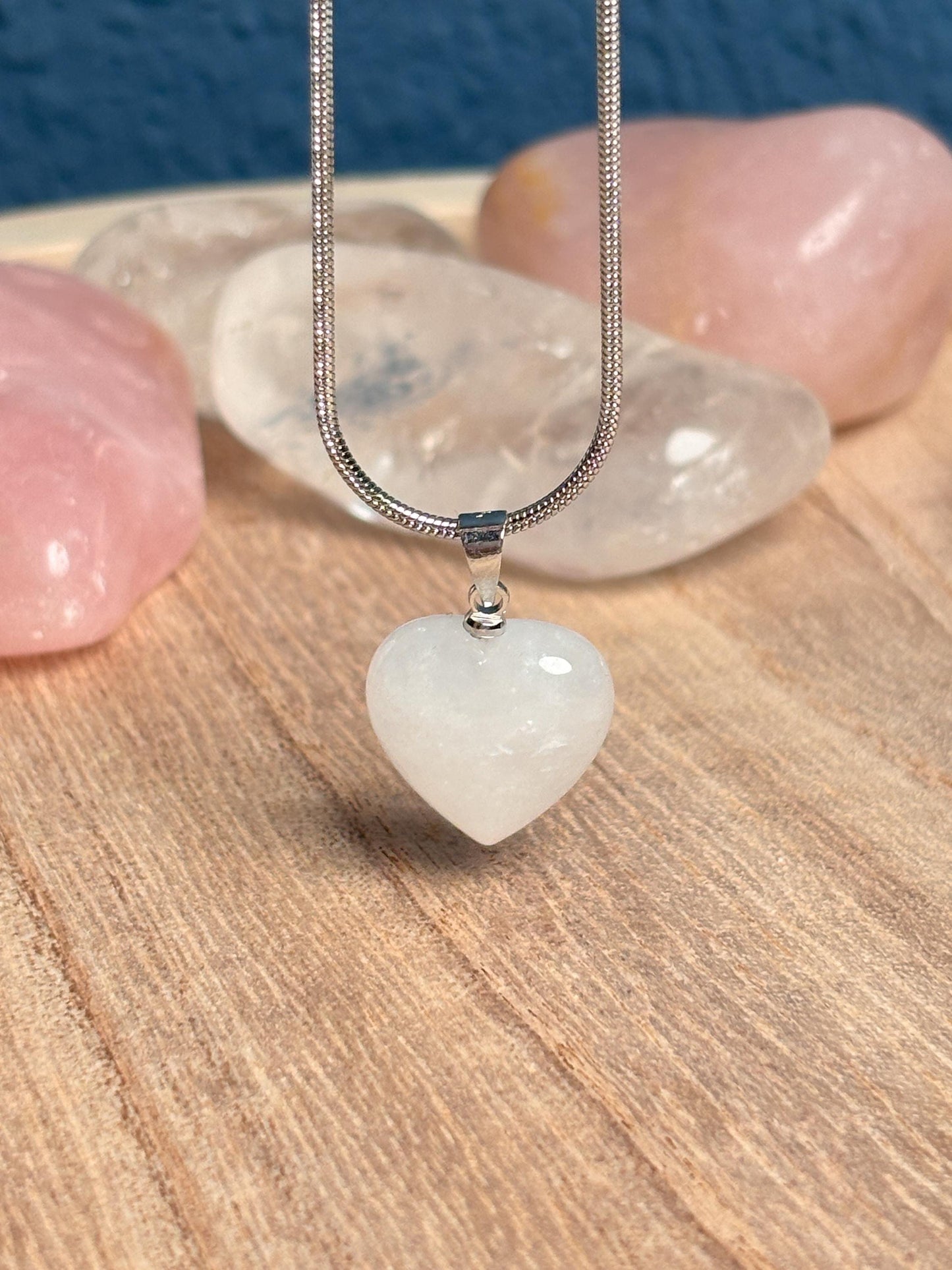 Necklace pendant heart rock crystal small| healing stone| white| transparent| silver| crystal