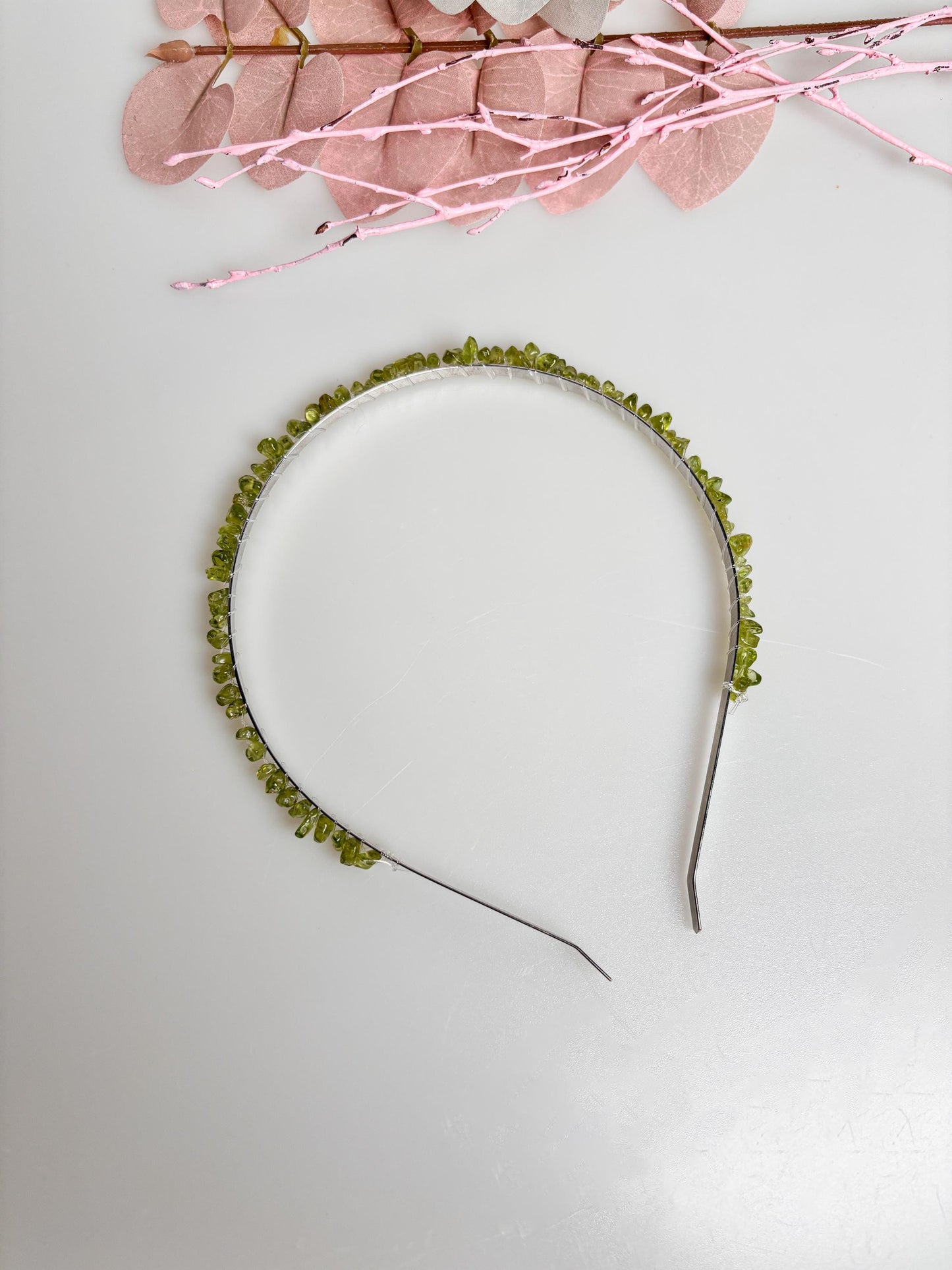 Boho style silver headband with sparkling crystals – elegant headpiece for special occasions and festivals