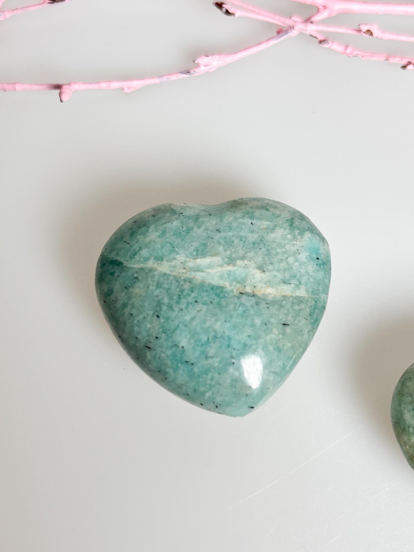 Schöne Amazonit Herzen, ca. 3,7 cm groß – Dekorative Kristall Herzen für Spirituelle Praxis, Meditation und Heimdekoration