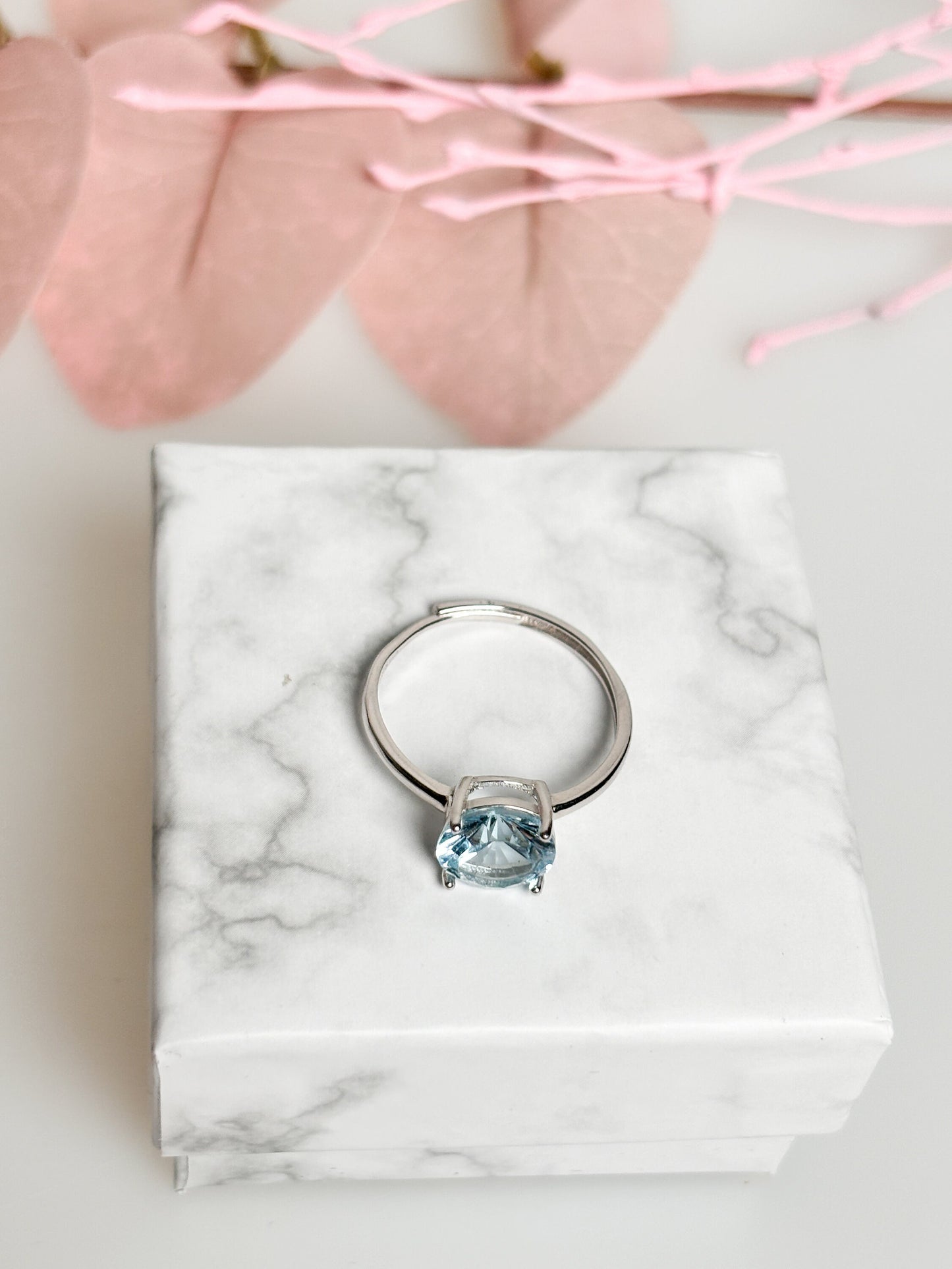 Blue Topaz 925 silver ring with faceted stone, adjustable size - statement ring|engagement ring|statement ring