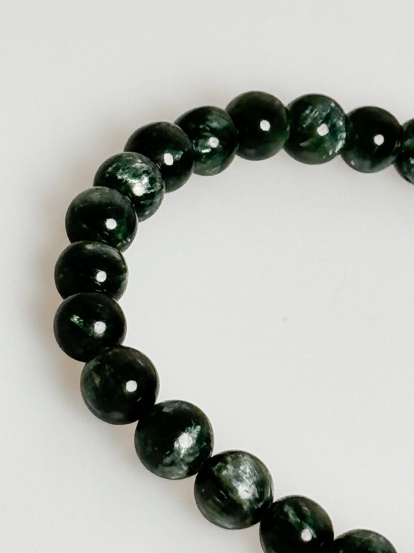 Premium Seraphinite bracelet, elastic, 6mm beads, spiritual energy, high quality gemstones, unique