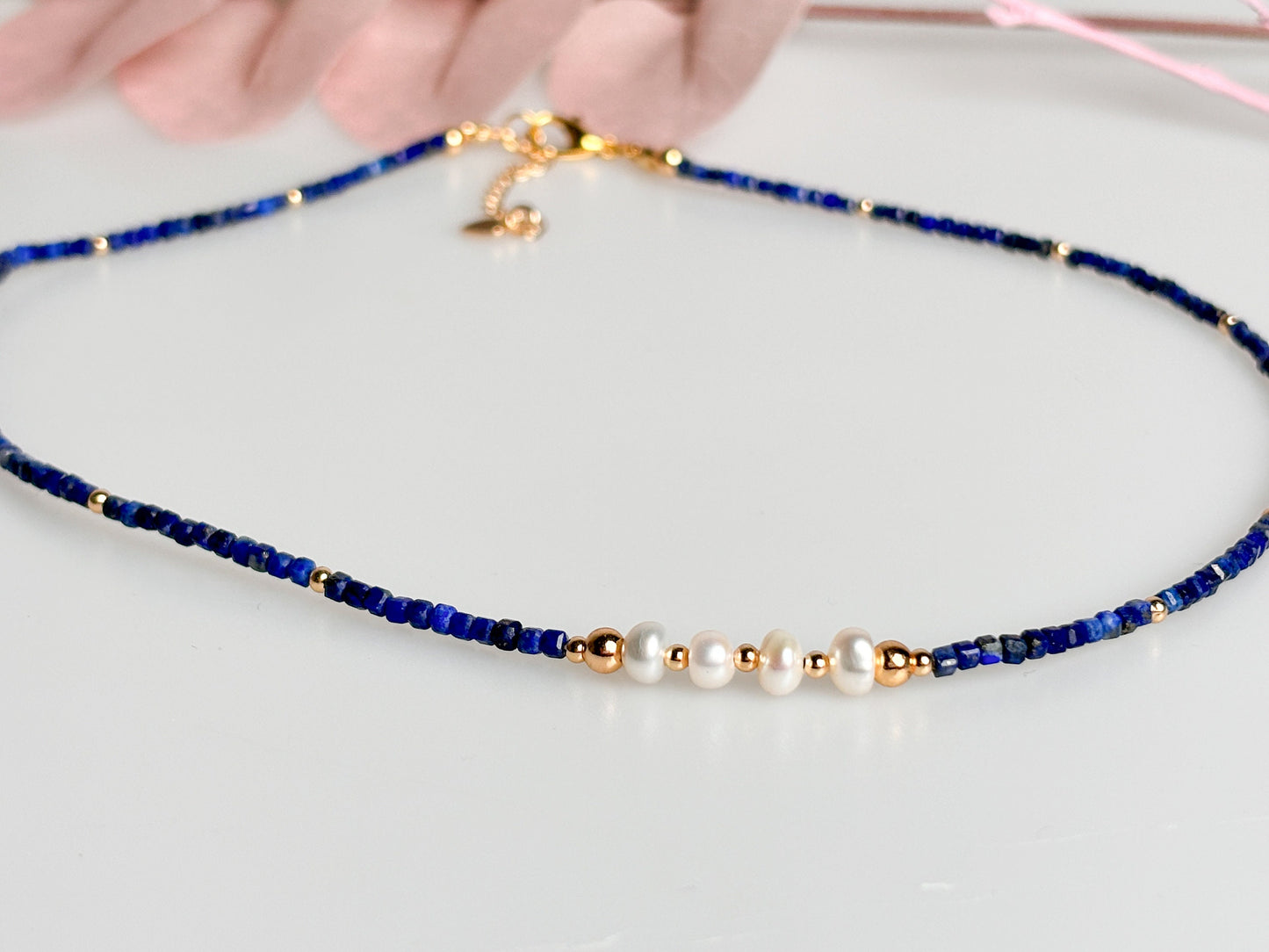 Delicate short necklace made of lapis lazuli cube beads & real freshwater pearls – elegant jewelry for special occasions