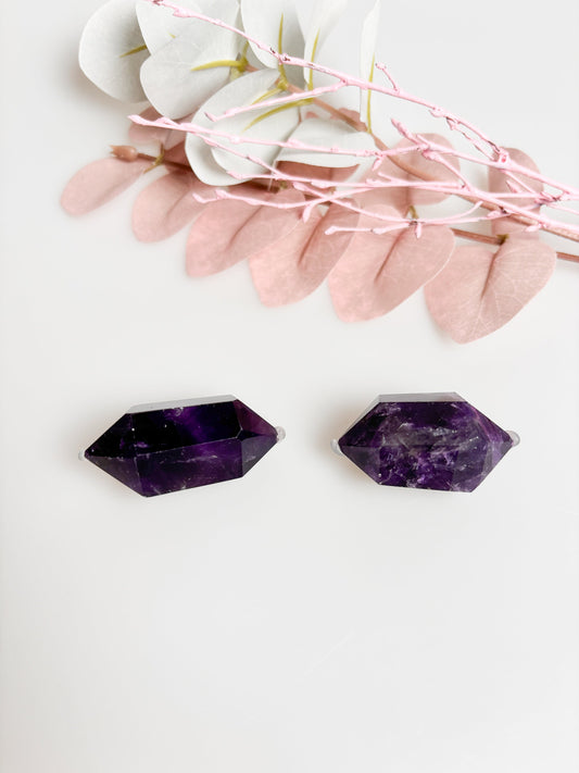 Amethyst Doppelspitze Kristall  - Heilstein, Meditation, Energiearbeit, natürliche Edelstein Spitze