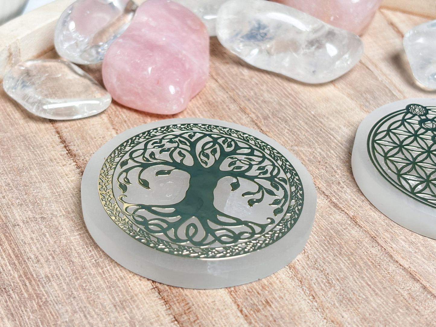 Selenite plates 8cm - Tree of Life & Flower of Life | Charge crystals | Decorative and spiritual | Etsy