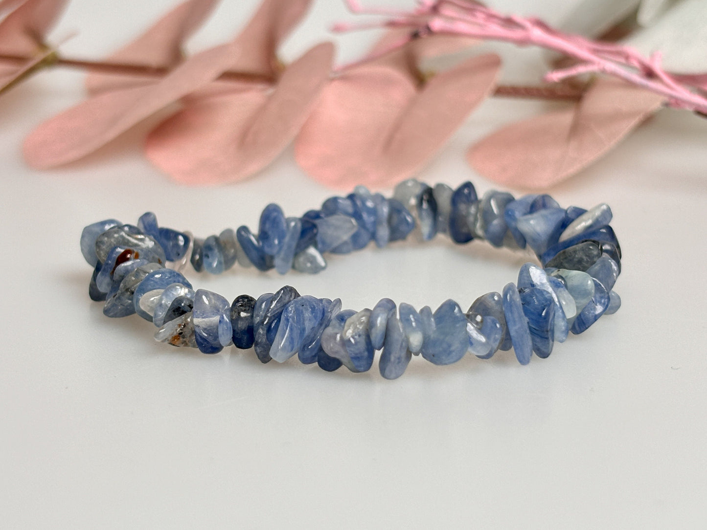 Elastic Kyanite Chip Bracelet – Boho Summer Bracelet for Stylish Accents