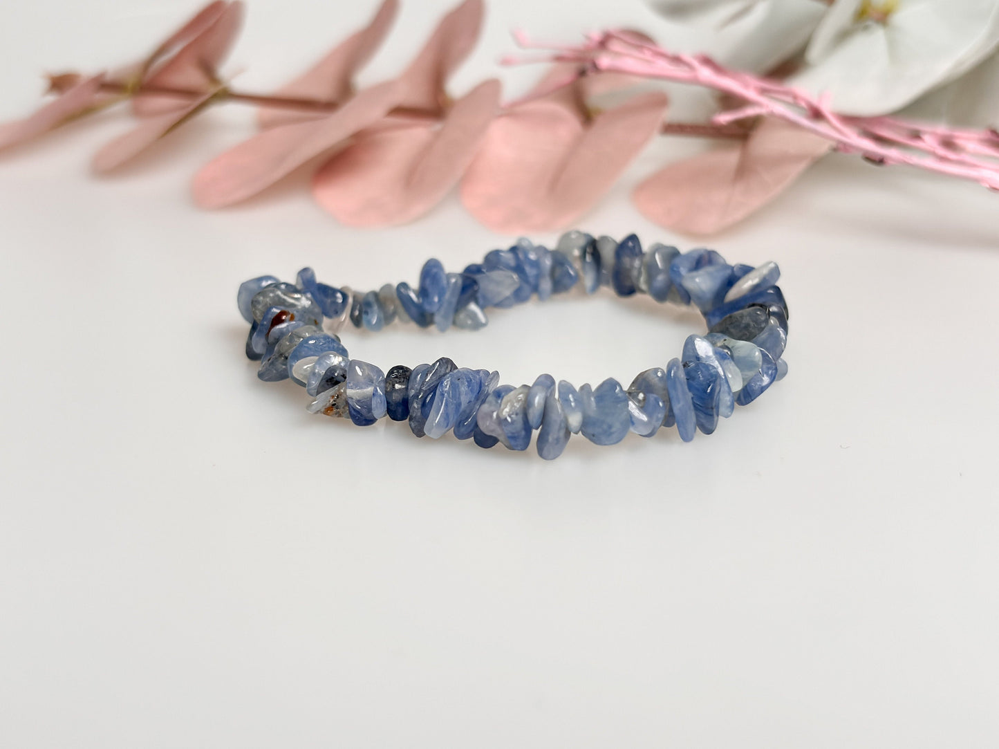 Elastic Kyanite Chip Bracelet – Boho Summer Bracelet for Stylish Accents