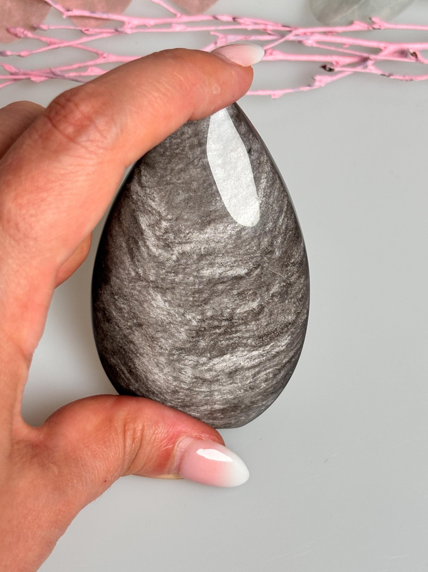 Silber Obsidian Teardrop Freiform - Schöner Flash, Dekorativ, 8 cm Hoch, Einzigartiges Stück für Ihre Sammlung