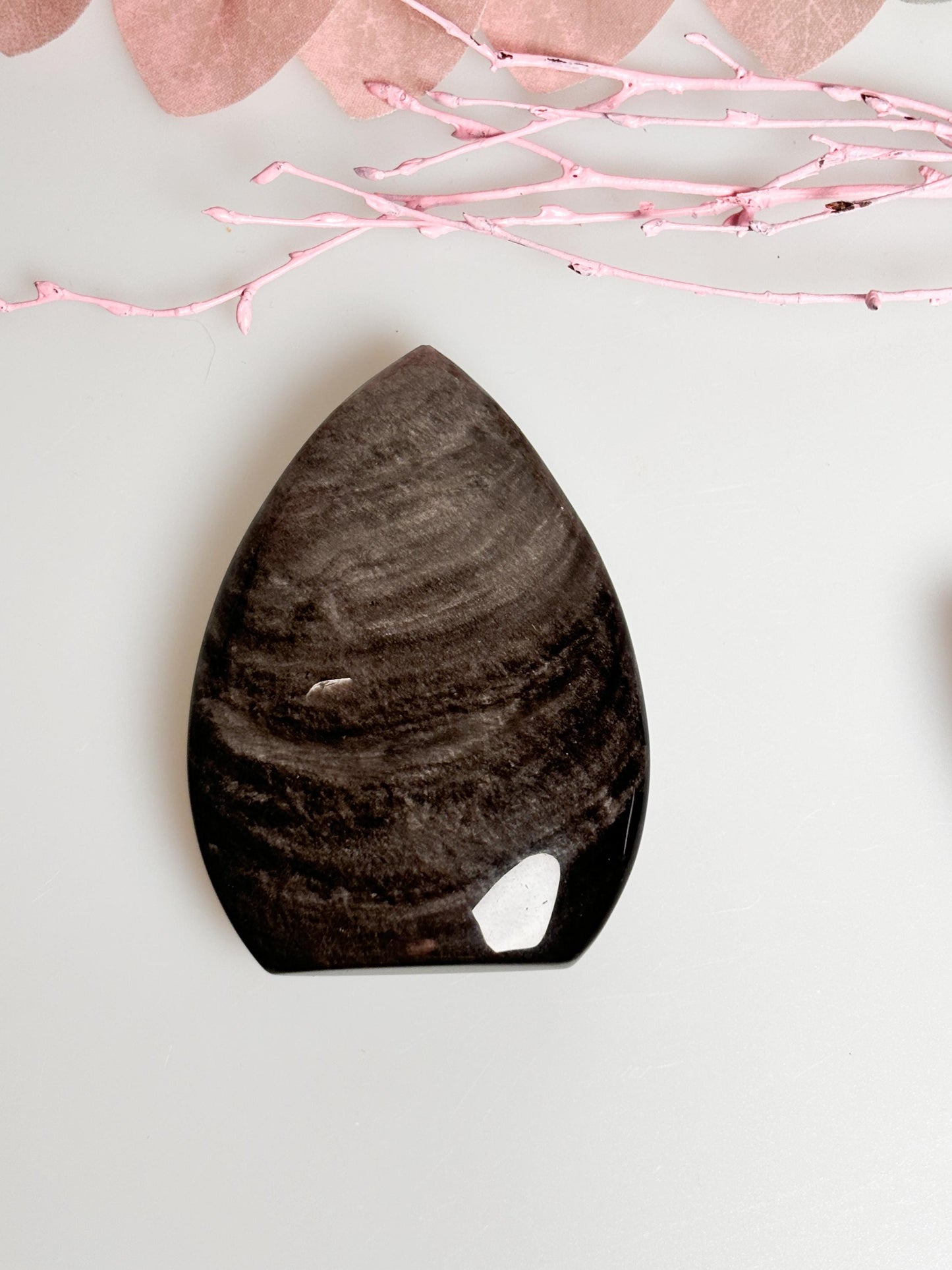 Silber Obsidian Teardrop Freiform - Schöner Flash, Dekorativ, 8 cm Hoch, Einzigartiges Stück für Ihre Sammlung