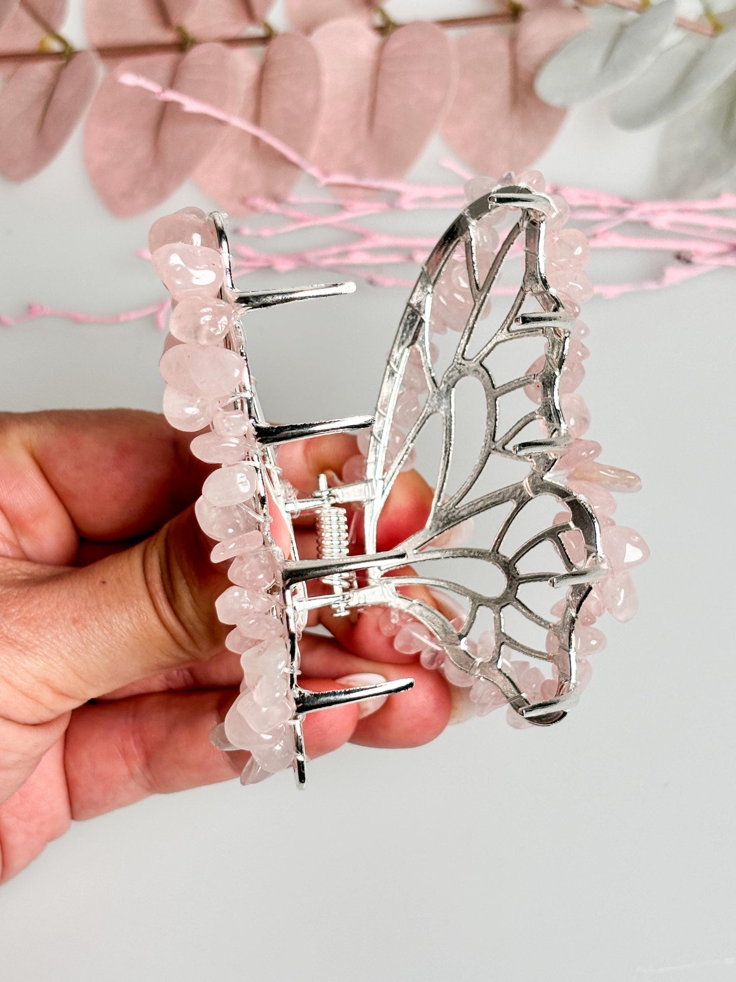 Elegant butterfly hair clip made of silver with rose quartz chips – beautiful piece of jewelry for stylish looks
