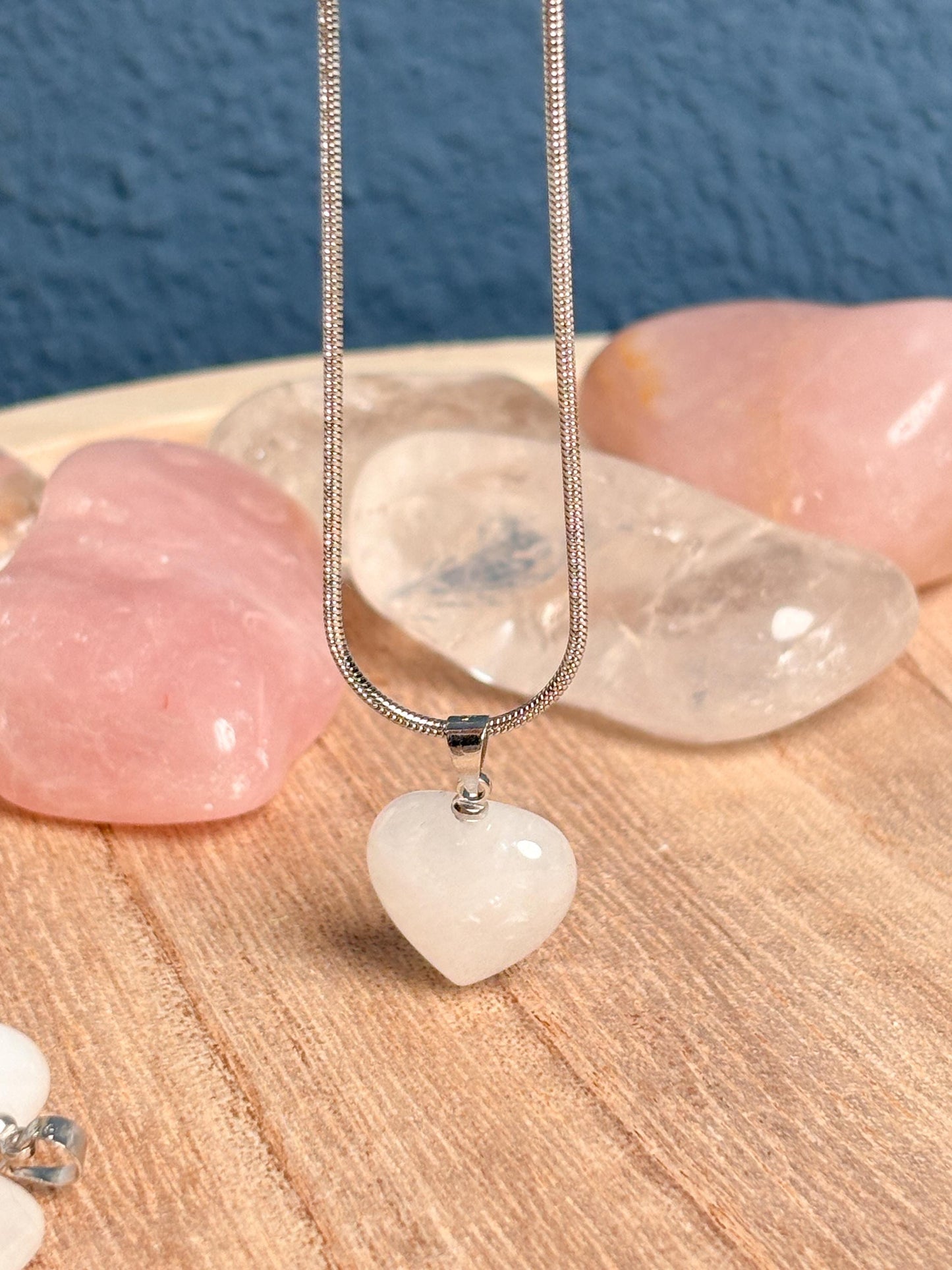 Necklace pendant heart rock crystal small| healing stone| white| transparent| silver| crystal