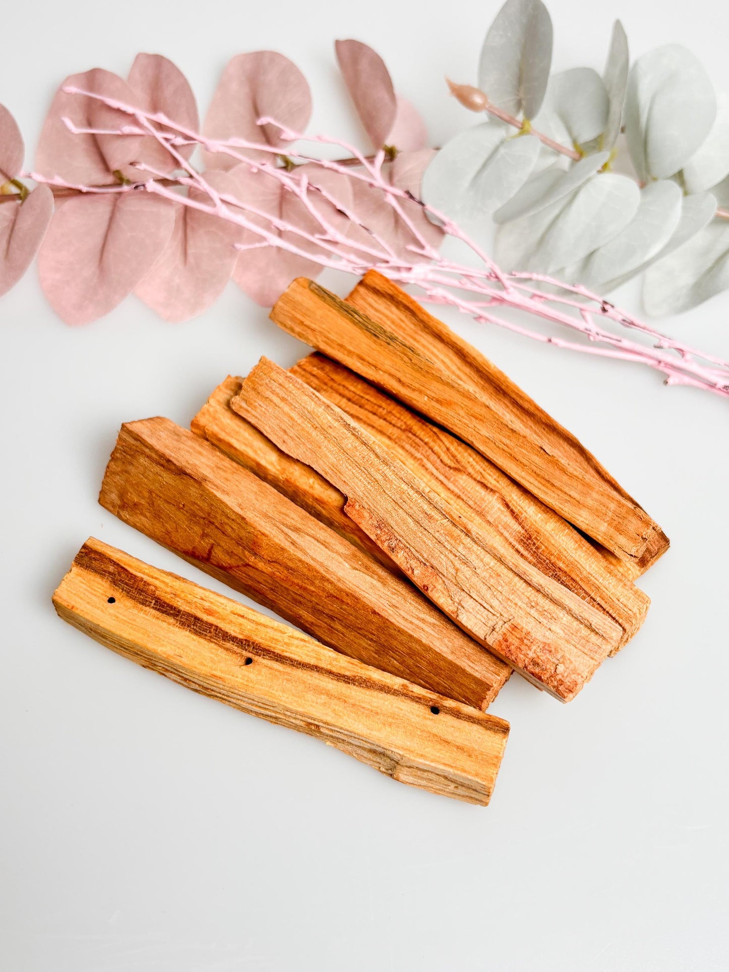 Palo Santo Stöckchen zum Räuchern und Reinigen – Natürliche Räucherwerk Stäbchen für Reinigung und Entspannung – 100% Reines Holz