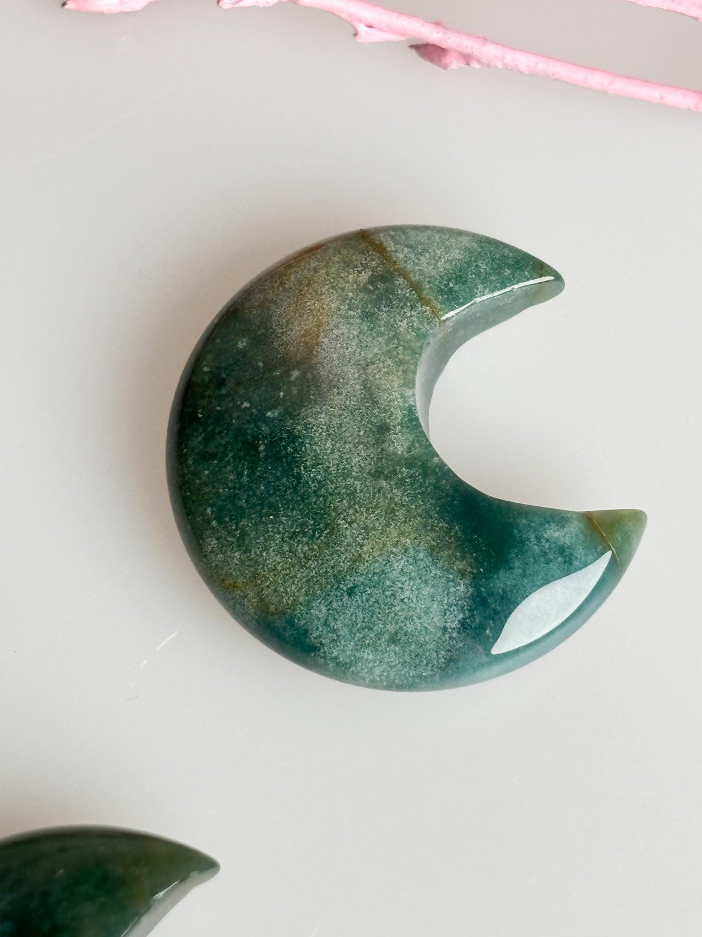 Small Moss Agate Moon Carving – Beautiful decoration for spirituality & home, handcrafted precious detail for your home