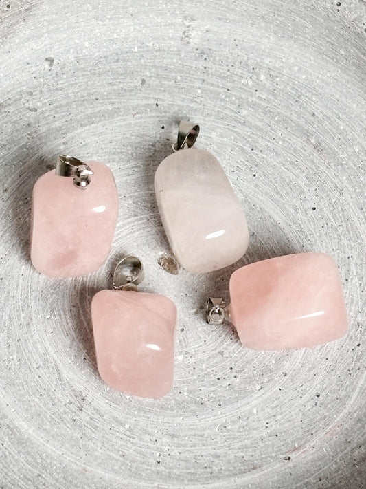 Rose Quartz Cube Pendant – Elegant Gemstone Pendant for Spiritual Jewelry & Love