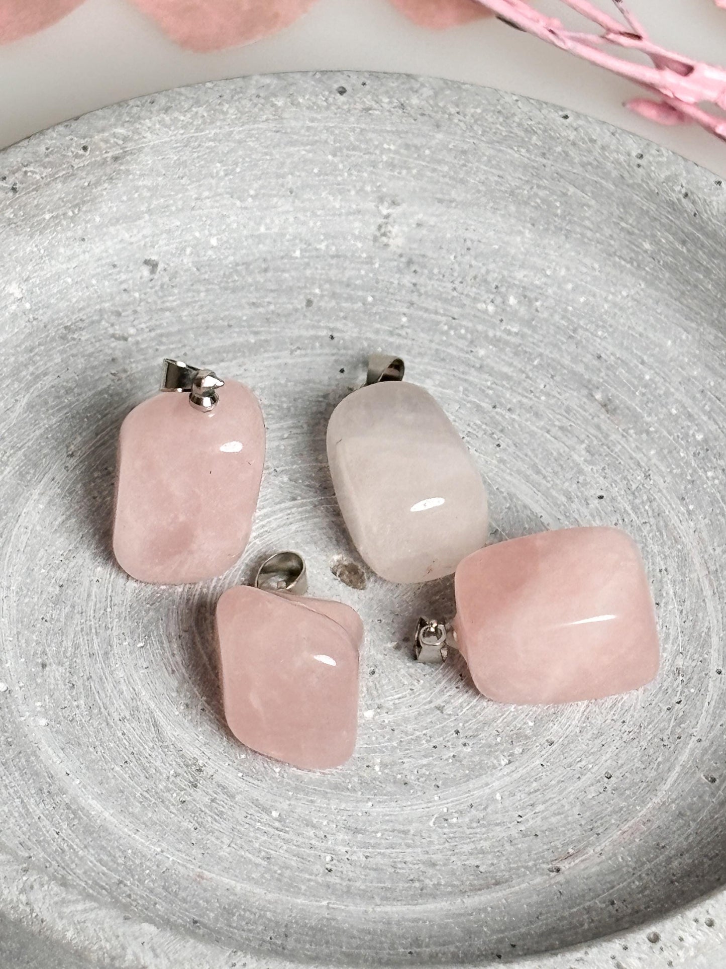 Rose Quartz Cube Pendant – Elegant Gemstone Pendant for Spiritual Jewelry & Love