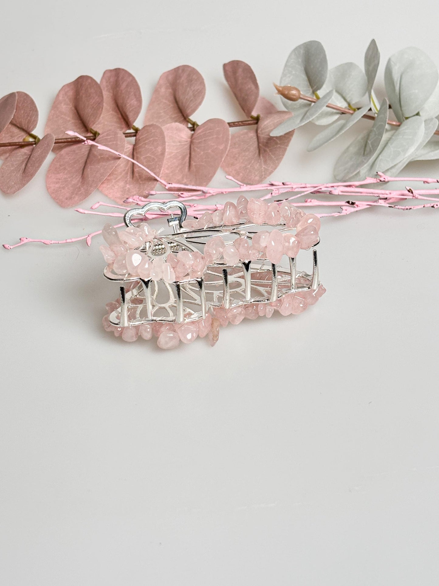Elegant butterfly hair clip made of silver with rose quartz chips – beautiful piece of jewelry for stylish looks