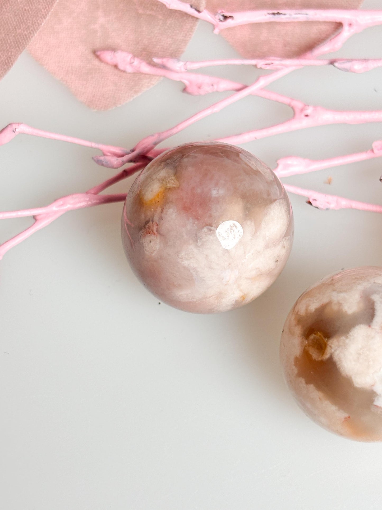 Flower Agate Mini Balls with Unique Floral Pattern – Gemstone Decoration, Natural Stone Decoration, Boho Crystals