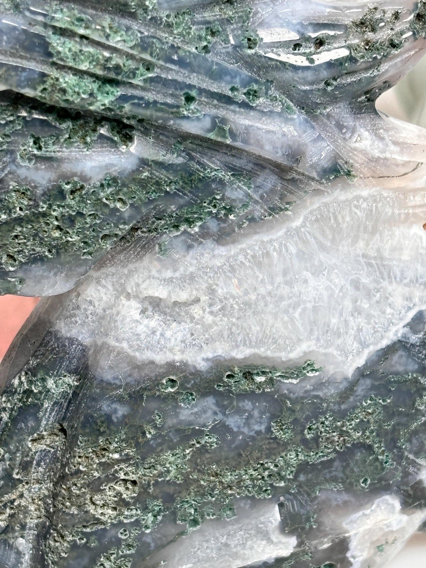 Large unicorn made of moss agate, unique with fascinating moss structure & sparkling druzy. Perfect as decoration!