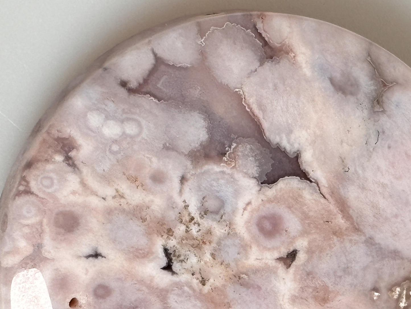 High-quality carving | Moon and star made of high-quality flower agate – unique decorative object and perfect gift for gemstone lovers
