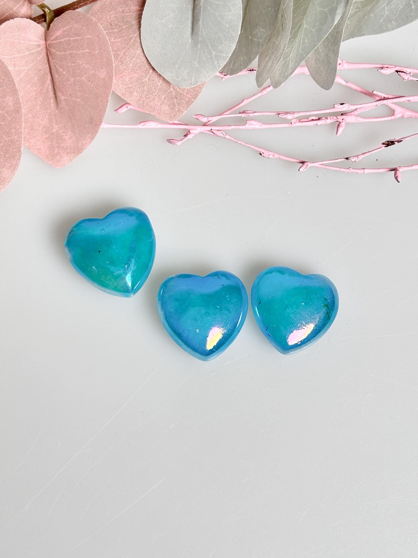 Blue Angel Aura Heart 2.4cm – Magical decorative object, healing stone, perfect gift for spiritual and gemstone lovers