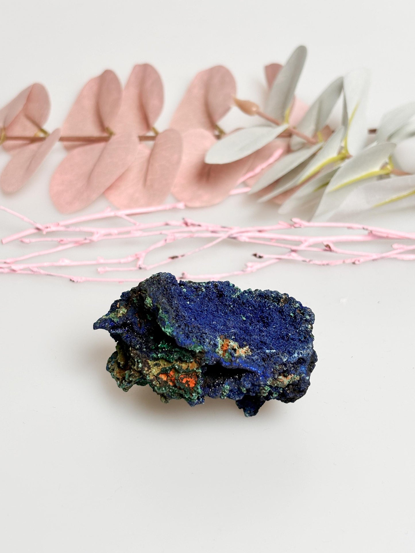 Azurit Natursteinstück mit schöner Struktur und Glitzer - Kristallstufe, einzigartiges Mineral für Sammler und Dekoration