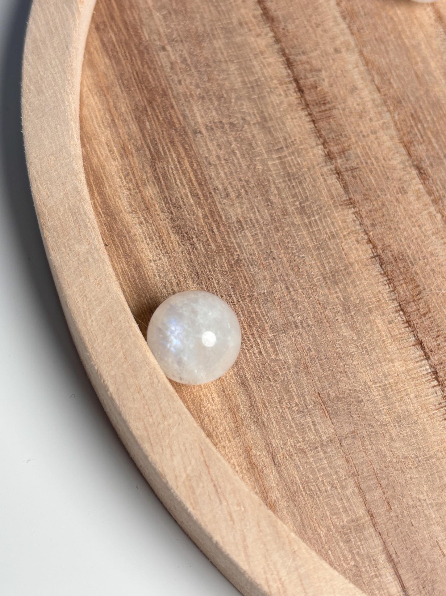 Mini Moonstone Spheres with Radiant Flash – Various Sizes, Perfect for Jewelry & Decoration