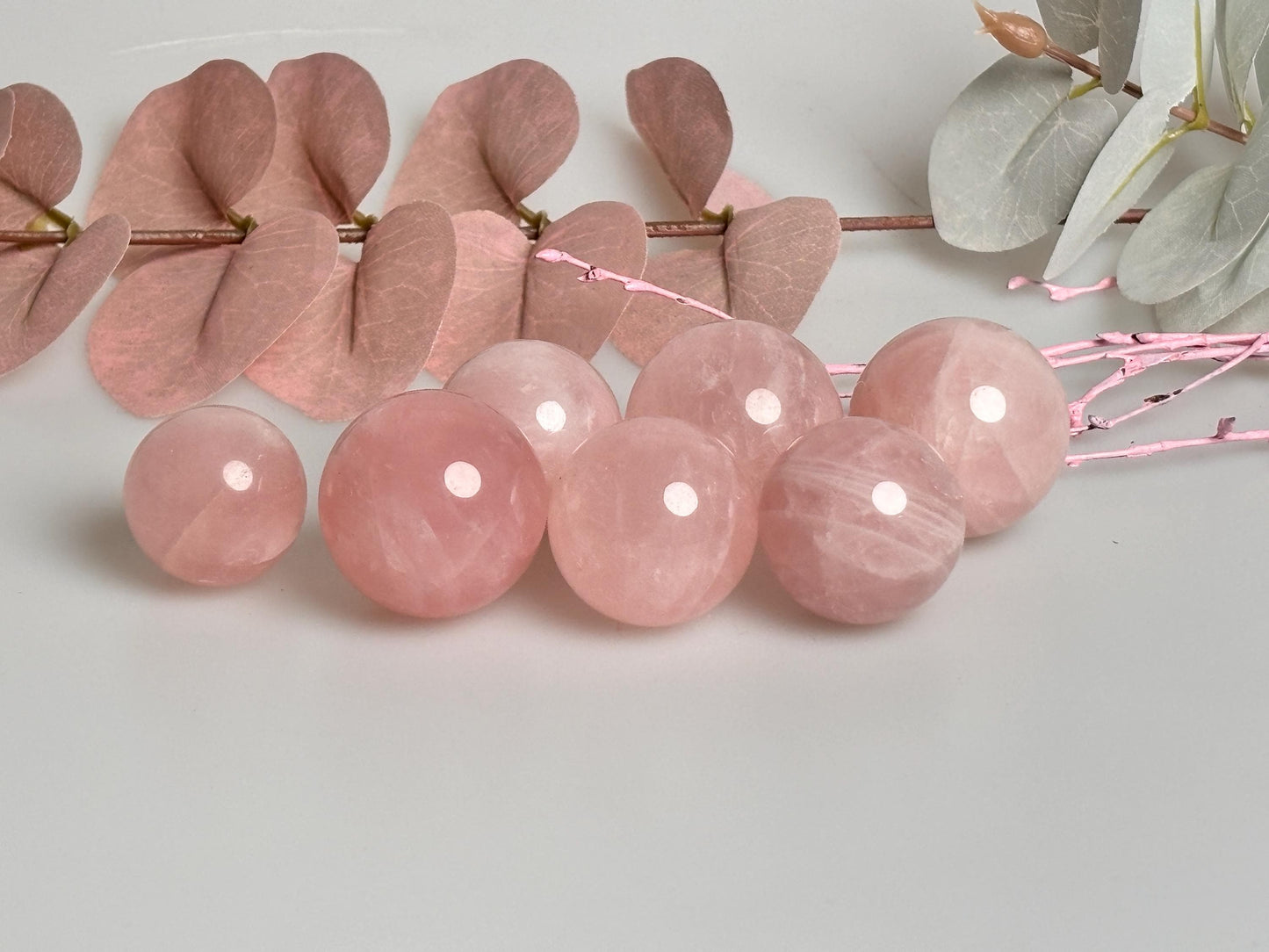 Small rose quartz balls – 3 sizes as decoration, noble rose quartz, decorative crystal balls, natural stone decoration, pink quartz balls