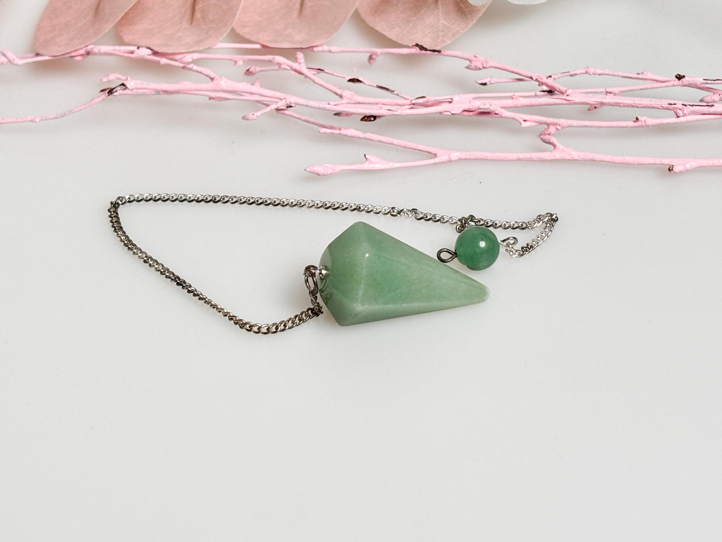 Crystal pendulum made of green aventurine on a chain | Spiritual tool for energy work, meditation & heart chakra healing
